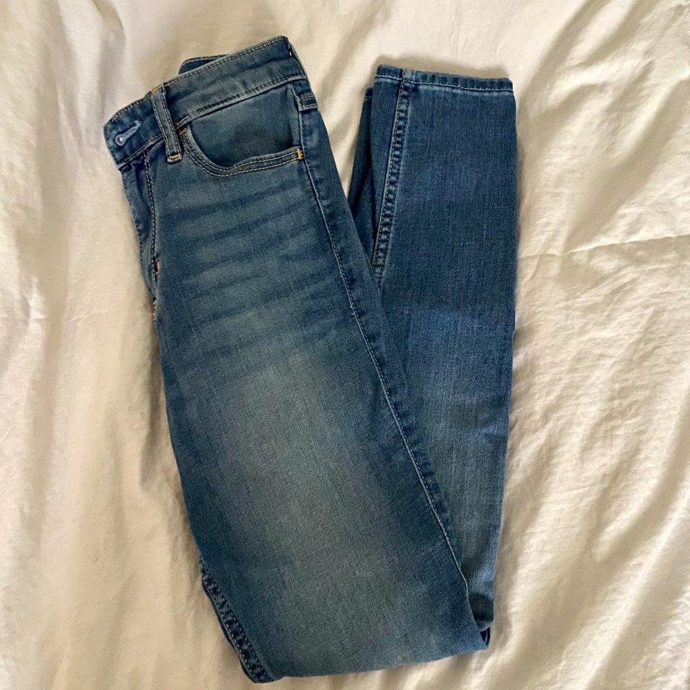 Hollister High Rise Super Skinny Jeans